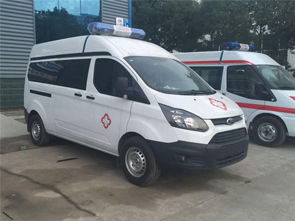 新全順短軸轉(zhuǎn)運(yùn)型救護(hù)車(chē) 新全順短軸轉(zhuǎn)運(yùn)型救護(hù)車(chē)