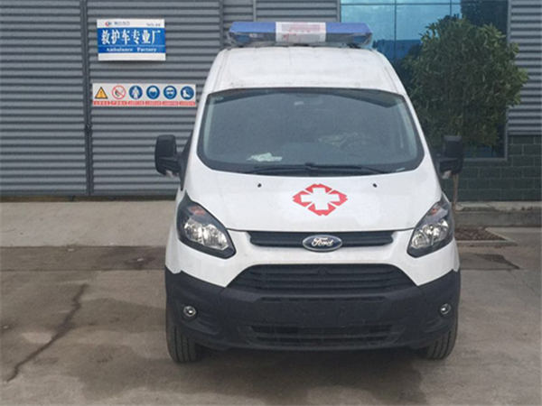 新全順短軸轉(zhuǎn)運(yùn)型救護(hù)車(chē) 新全順短軸轉(zhuǎn)運(yùn)型救護(hù)車(chē)