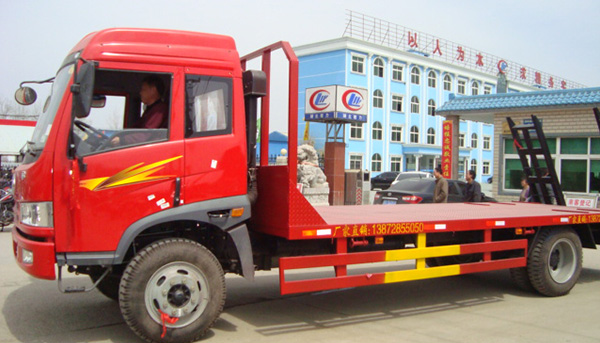 �����������Fƽ���\ݔ܇�ı��B(y��ng)�c��B