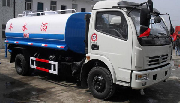 程力專汽為您講解灑水車水泵常見(jiàn)不吸水問(wèn)題怎么辦